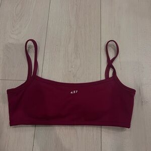 437 sports bra